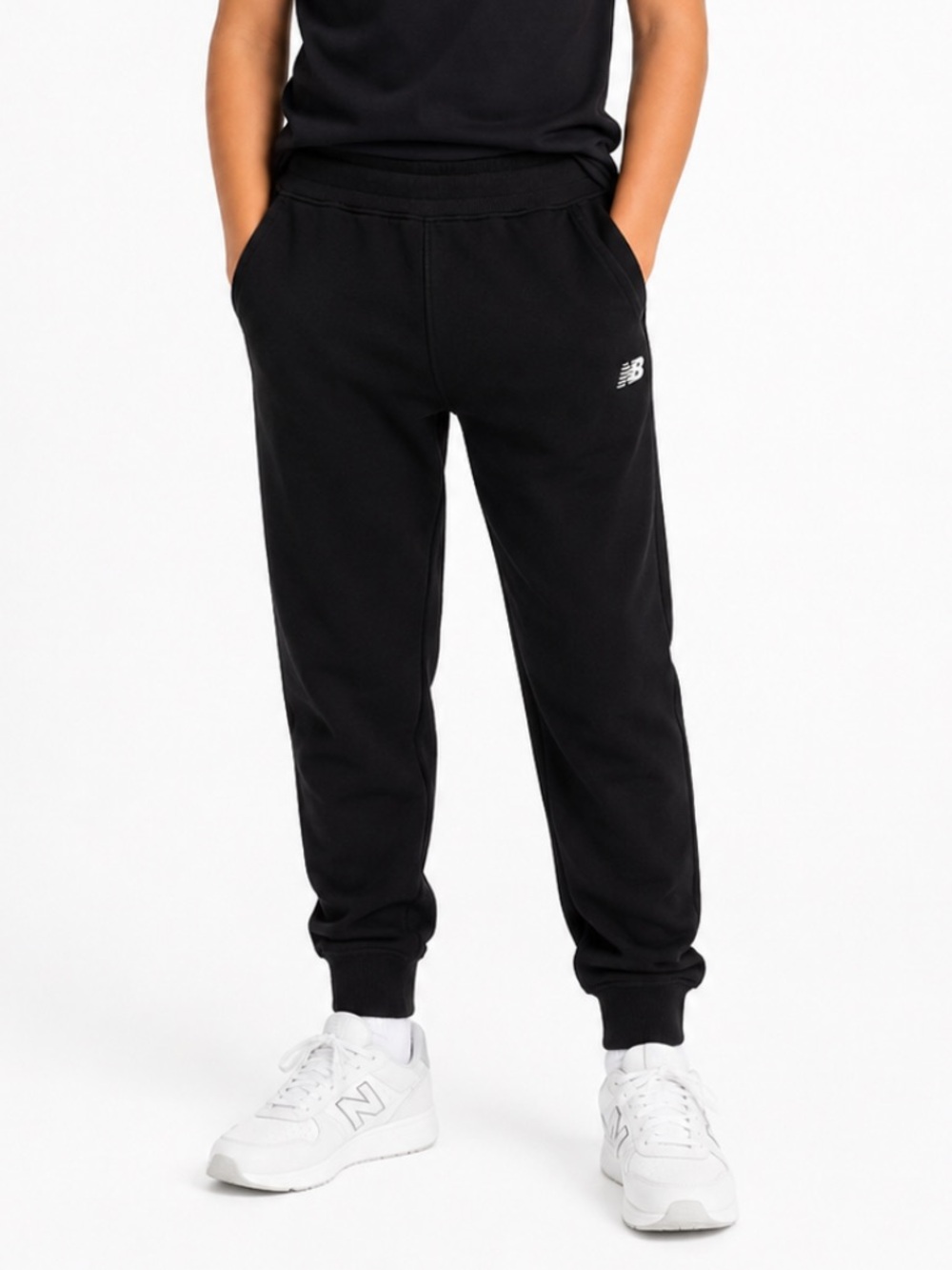 New Balance boy’s black side pocket tapered ankle jogger sweatpants size medium